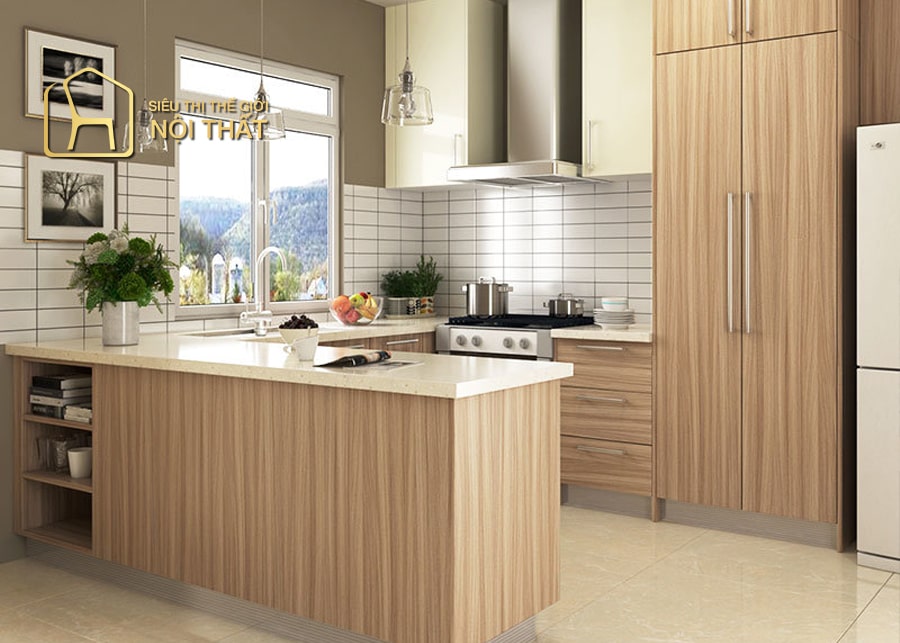 Nội thất nhà bếp giá rẻ - Tổng hợp 20 mẫu tủ bếp rẻ, bền đẹp 24 Mẫu thiết kế phòng bếp dưới 20 triệu với tủ bếp Melamine chữ U có màu vân gỗ đẹp mắt kết hợp với cánh tủ màu trắng làm điểm nhấn.