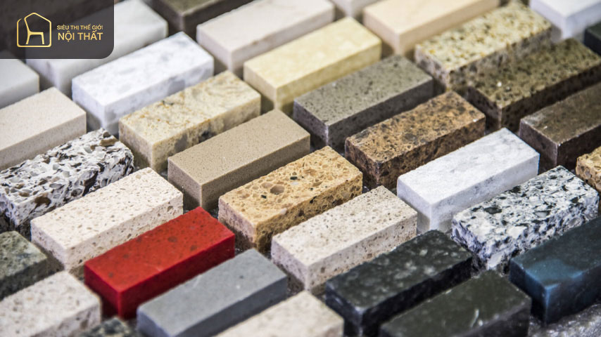 Đá tự nhiên hay còn gọi là đá granite, là một loại đá có sẵn trong tự nhiên, loại đá này có nhược điểm lớn là tính chất mềm, xốp nên dễ bị thấm nước Đá tự nhiên hay còn gọi là đá granite, là một loại đá có sẵn trong tự nhiên, loại đá này có nhược điểm lớn là tính chất mềm, xốp nên dễ bị thấm nước