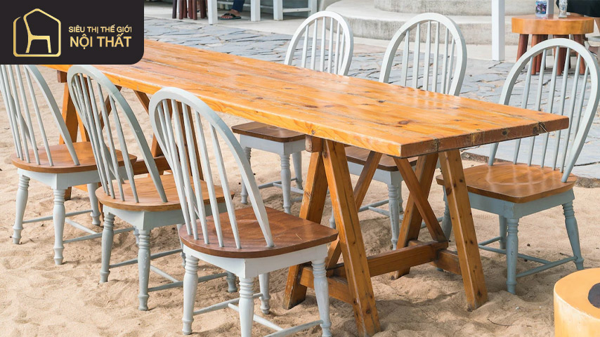 Khi chọn bàn ghế gỗ công nghiệp cần lưu ý chọn những sản phẩm có khả năng chống ẩm Khi chọn bàn ghế gỗ công nghiệp cần lưu ý chọn những sản phẩm có khả năng chống ẩm