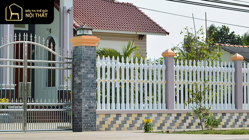 Hàng rào đẹp nhà cấp 4 làm bằng sắt Hàng rào đẹp nhà cấp 4 làm bằng sắt