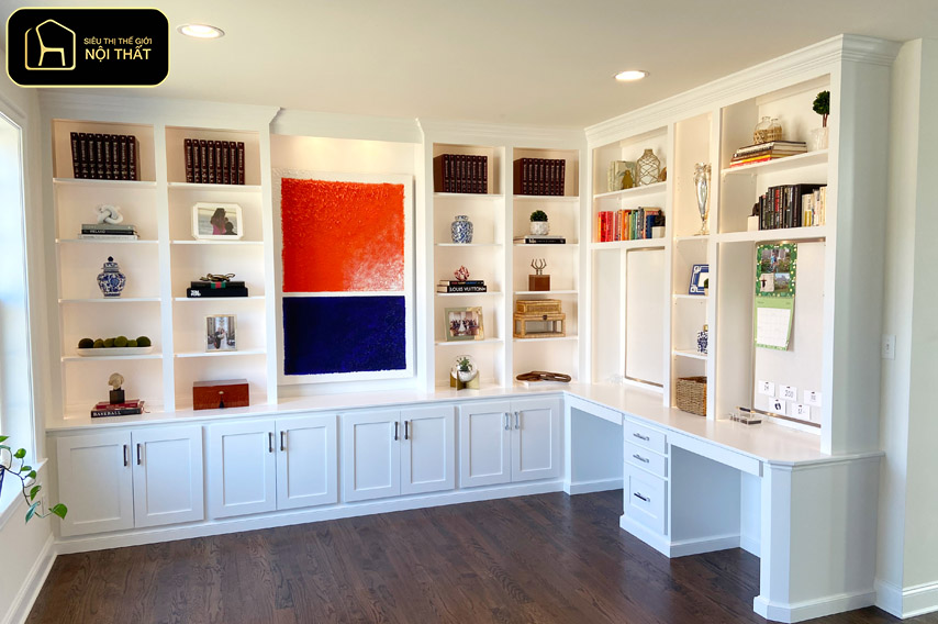 Trang trí nhà cửa - Sử dụng tủ kệ kịch trần hoặc các hệ tủ âm tường để giấu đi những đồ đạc lặt vặt.